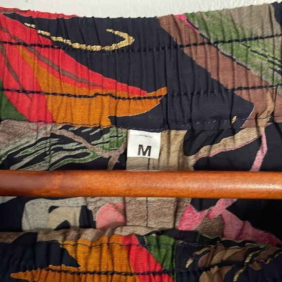 Woman’s size M co-ord set, shirt and pants set - Picture 9 of 9